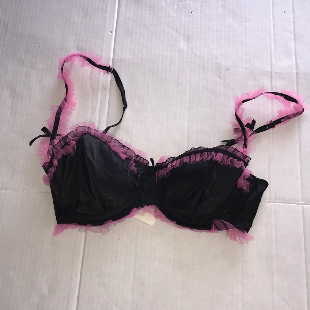Bra Size M Euc